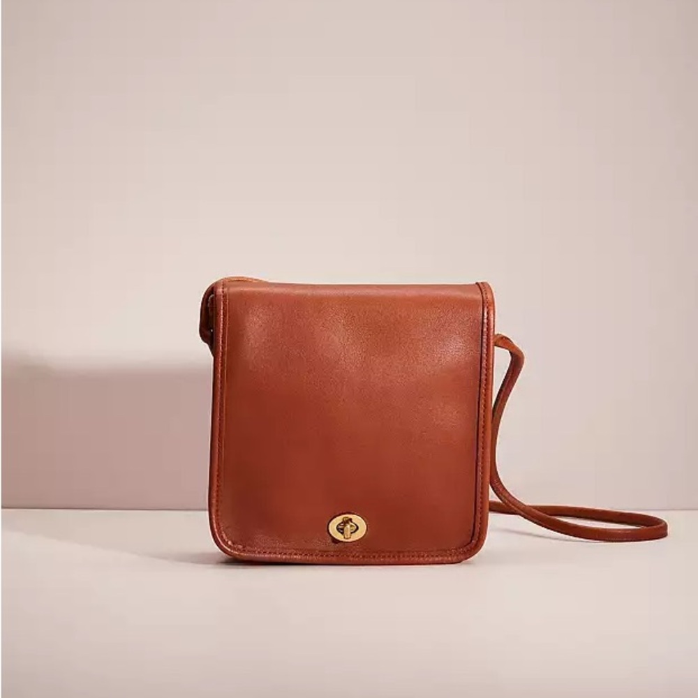 Vintage COACH Crossbody Shoulder Bag Glovetanned Leather Turnlock Charm Brown